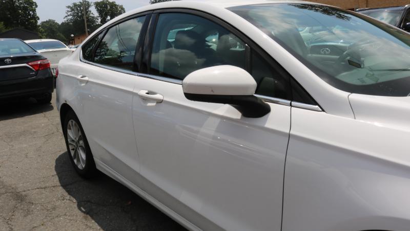 Ford Fusion Hybrid SE FWD 2020