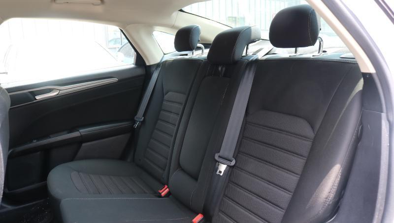 Ford Fusion Hybrid SE FWD 2020