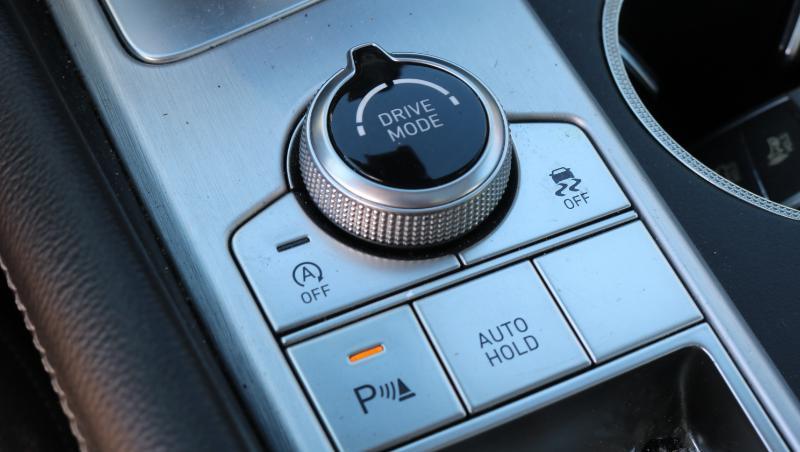 Genesis G70 2.0T Advanced RWD 2019
