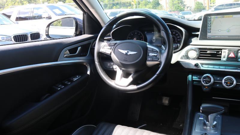 Genesis G70 2.0T Advanced RWD 2019