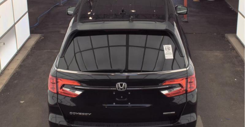 Honda Odyssey Touring Auto 2021