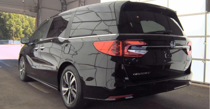Honda Odyssey Touring Auto 2021