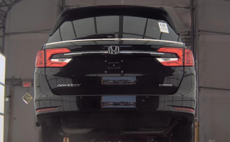 Honda Odyssey Touring Auto 2021