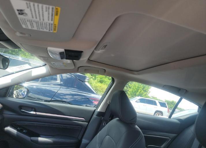 Nissan Altima 2.5 SL AWD Sedan 2022