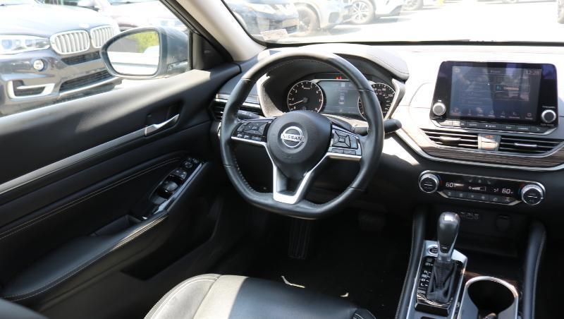 Nissan Altima 2.5 SL AWD Sedan 2022