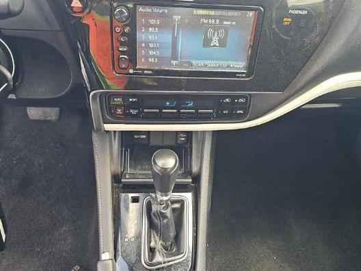 Toyota Corolla iM Manual (Natl) 2018