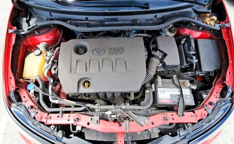 Toyota Corolla iM Manual (Natl) 2018
