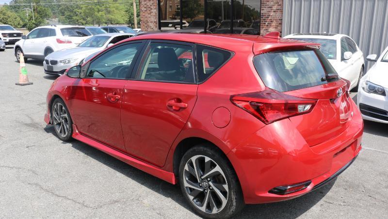 Toyota Corolla iM Manual (Natl) 2018