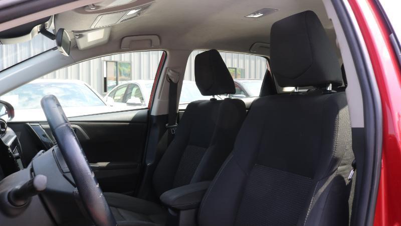 Toyota Corolla iM Manual (Natl) 2018