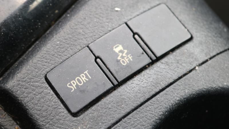 Toyota Corolla iM Manual (Natl) 2018