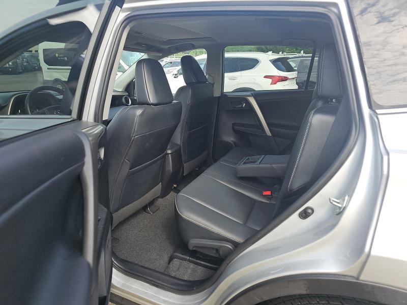 Toyota RAV4 AWD 4dr Limited (Natl) 2015