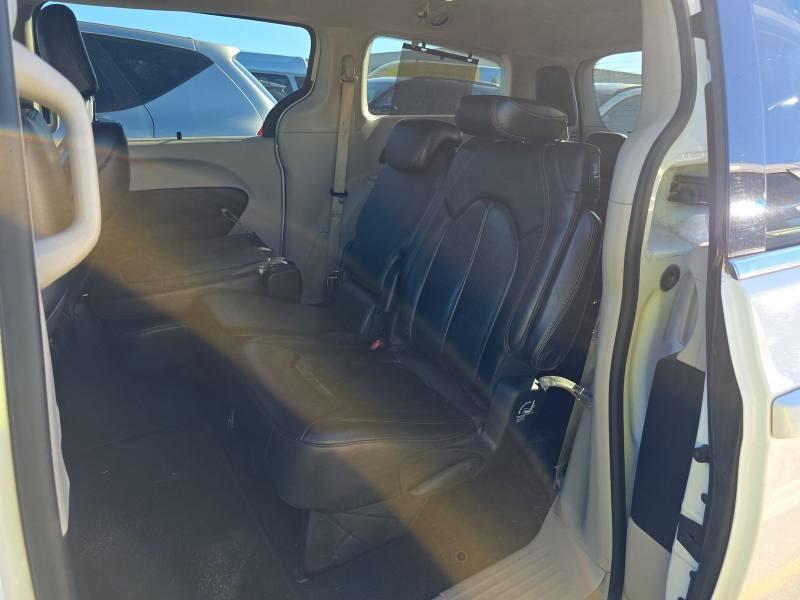 Chrysler Pacifica Touring L FWD 2018
