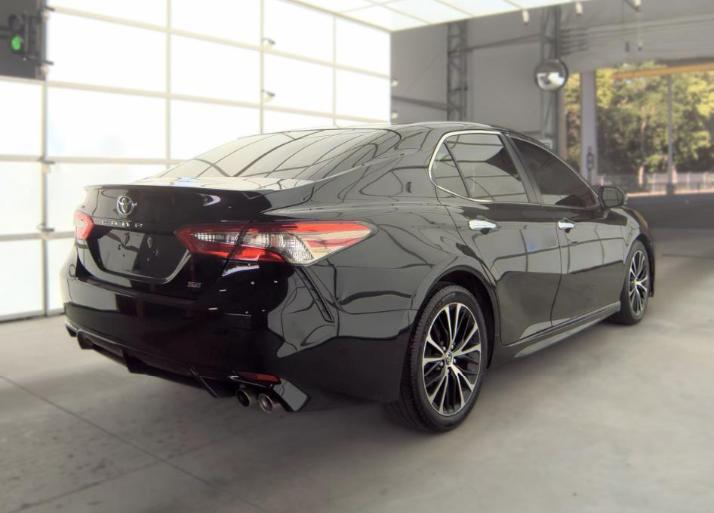 Toyota Camry SE Auto (Natl) 2019
