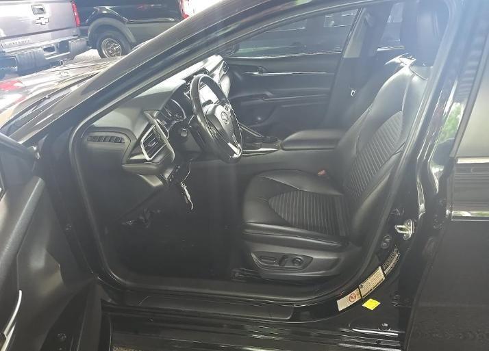 Toyota Camry SE Auto (Natl) 2019