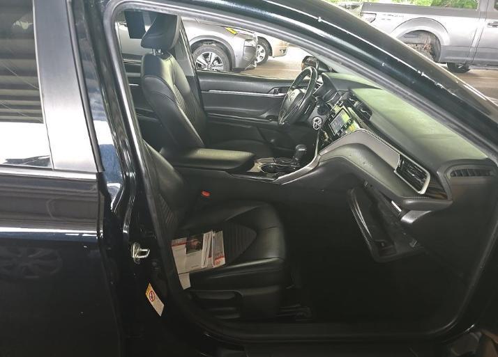 Toyota Camry SE Auto (Natl) 2019