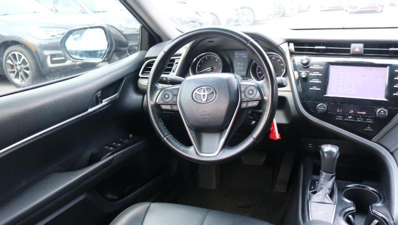 Toyota Camry SE Auto (Natl) 2019