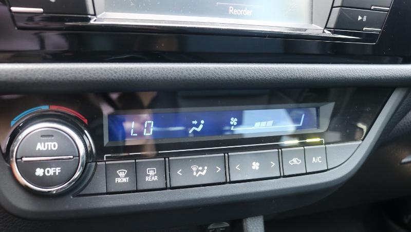 Toyota Corolla 4dr Sdn CVT S w/Special Edition Pkg (Natl) 2016