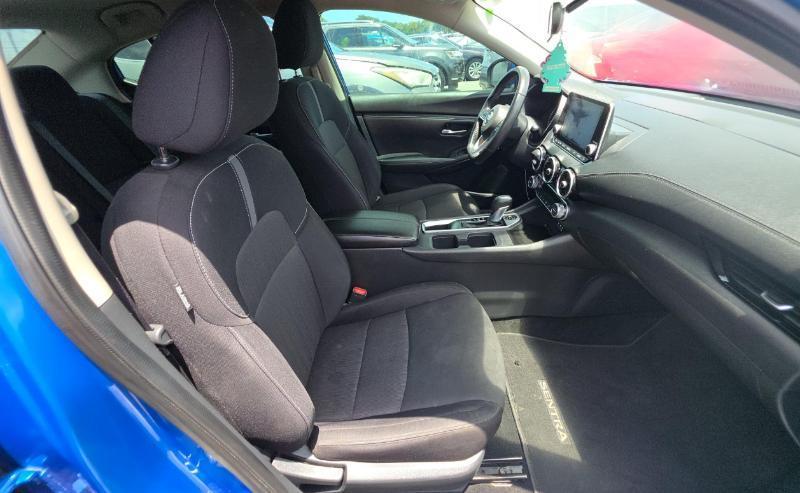 Nissan Sentra SV CVT 2021