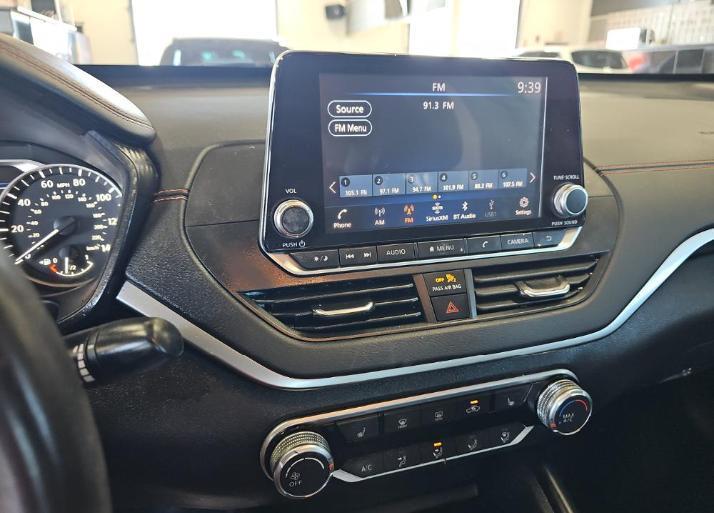 Nissan Altima 2.5 SR Sedan 2022