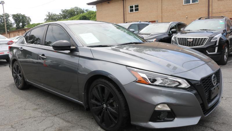 Nissan Altima 2.5 SR Sedan 2022