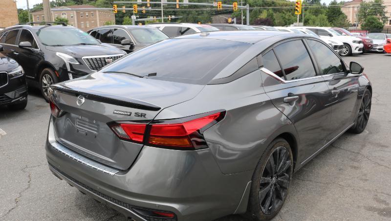 Nissan Altima 2.5 SR Sedan 2022