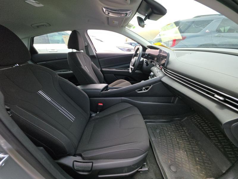 Hyundai Elantra SEL IVT 2023