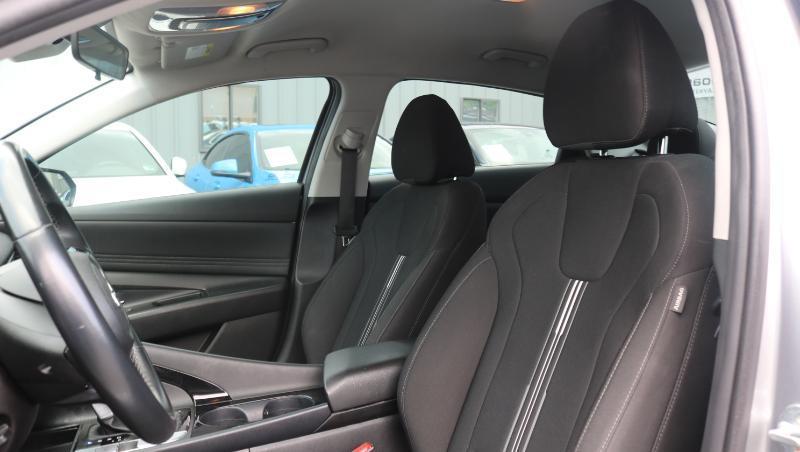 Hyundai Elantra SEL IVT 2023