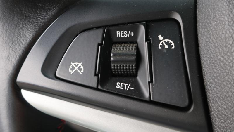 Chevrolet Camaro 2dr Cpe ZL1 2015