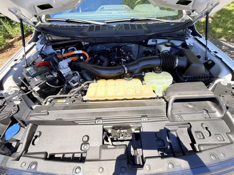 Ford F-150 XLT 4WD SuperCrew 5.5' Box 2024