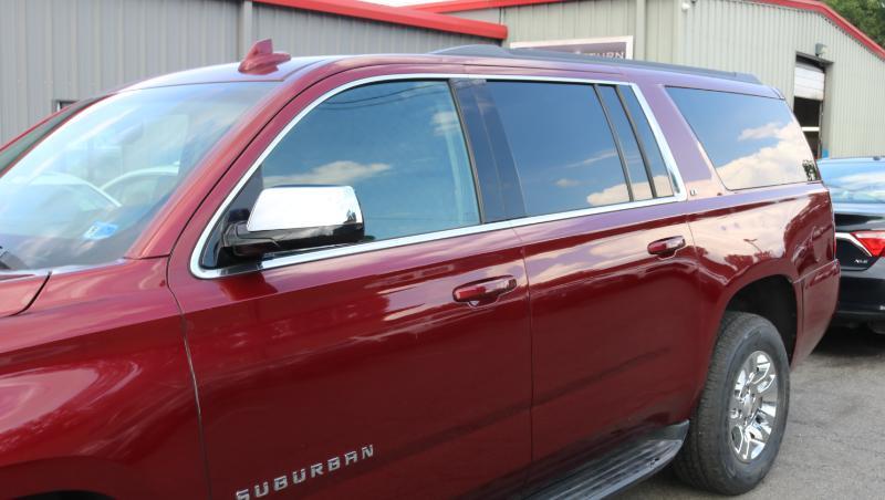 Chevrolet Suburban 4WD 4dr LS 2020