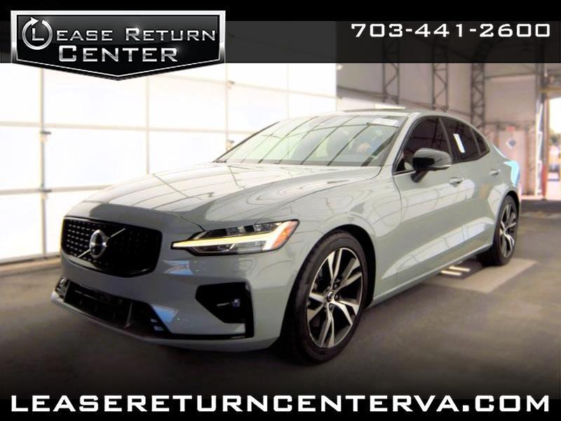 Volvo S60 B5 AWD Plus 2025