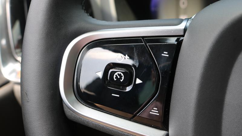 Volvo S60 B5 AWD Plus 2025