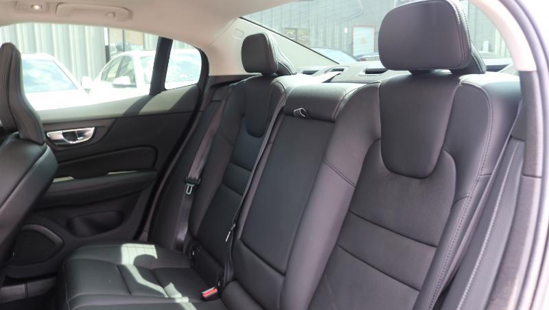 Volvo S60 B5 AWD Plus 2025