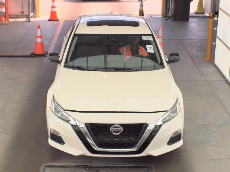 Nissan Altima 2.5 SR Sedan 2020