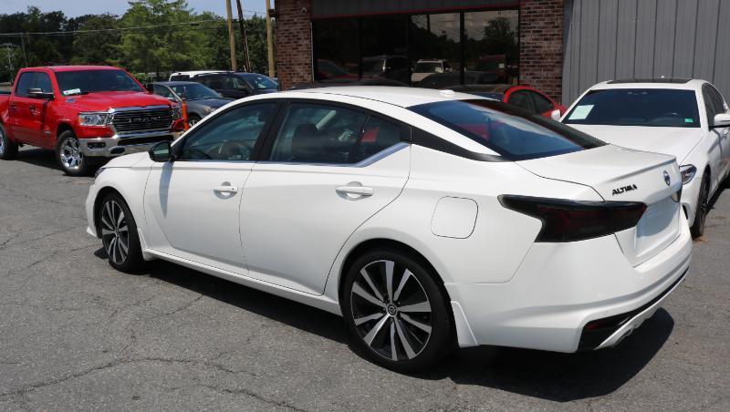 Nissan Altima 2.5 SR Sedan 2020
