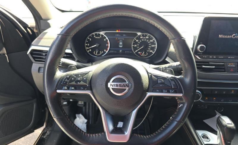 Nissan Altima 2.5 SR Sedan 2022