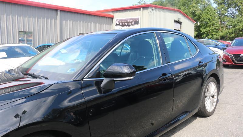 Toyota Camry XLE Auto (Natl) 2019
