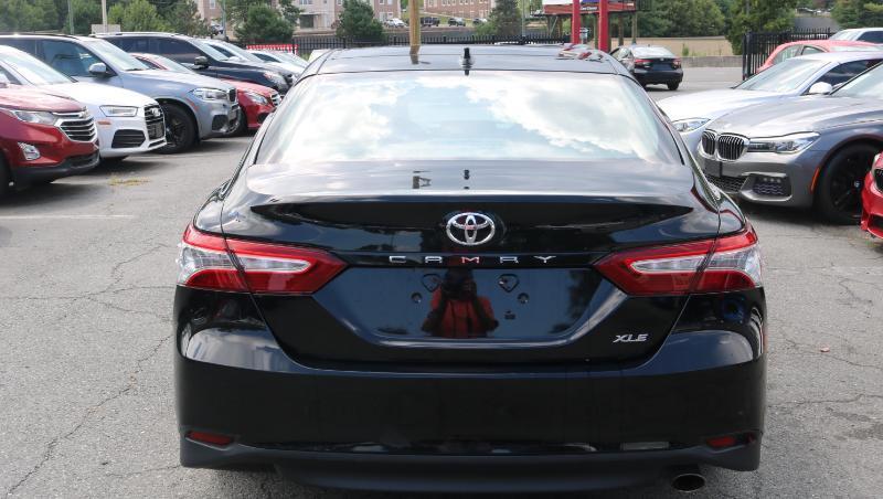 Toyota Camry XLE Auto (Natl) 2019