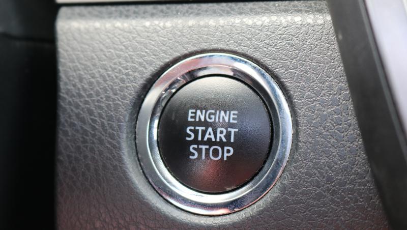 Toyota Camry XLE Auto (Natl) 2019