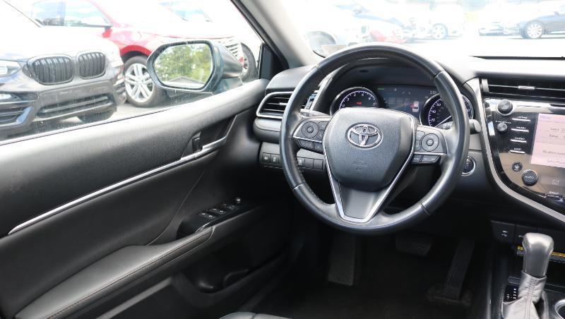 Toyota Camry XLE Auto (Natl) 2019
