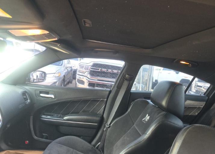 Dodge Charger 4dr Sdn R/T Scat Pack RWD 2016