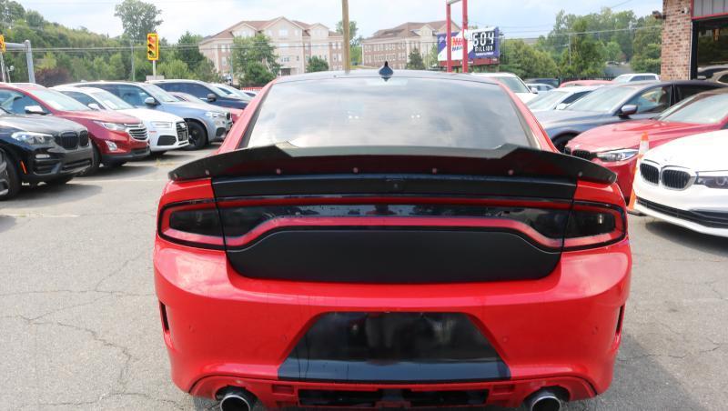 Dodge Charger 4dr Sdn R/T Scat Pack RWD 2016
