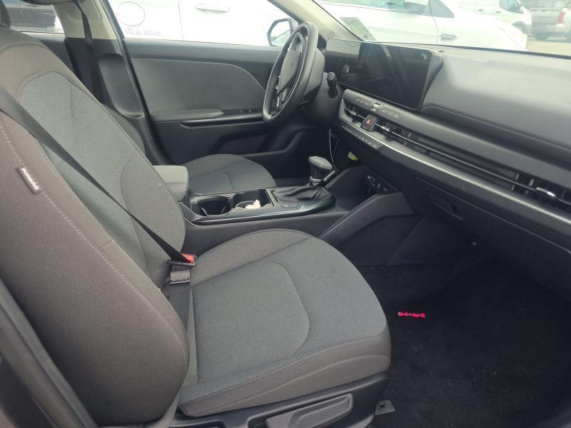 Kia K4 LXS FWD 2025