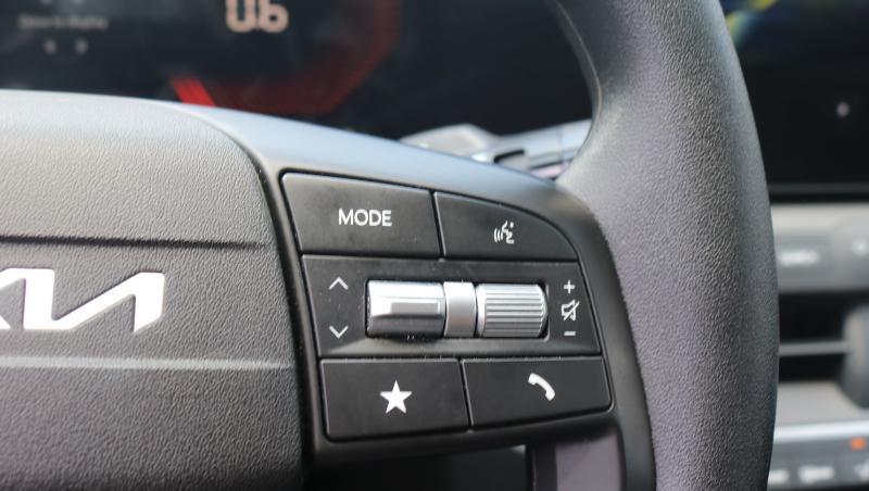 Kia K4 LXS FWD 2025