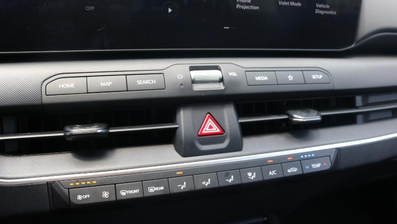 Kia K4 LXS FWD 2025
