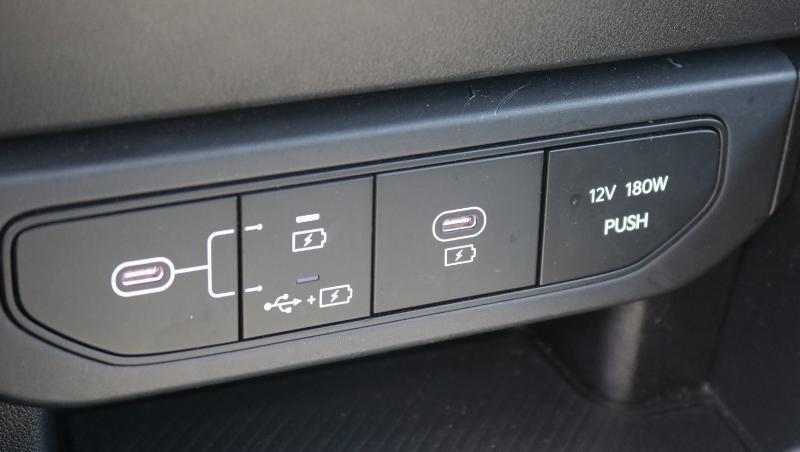 Kia K4 LXS FWD 2025