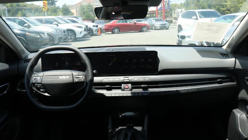 Kia K4 LXS FWD 2025