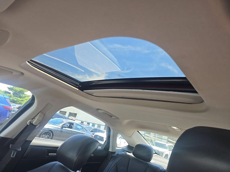 Ford Fusion 4dr Sdn Titanium FWD 2014