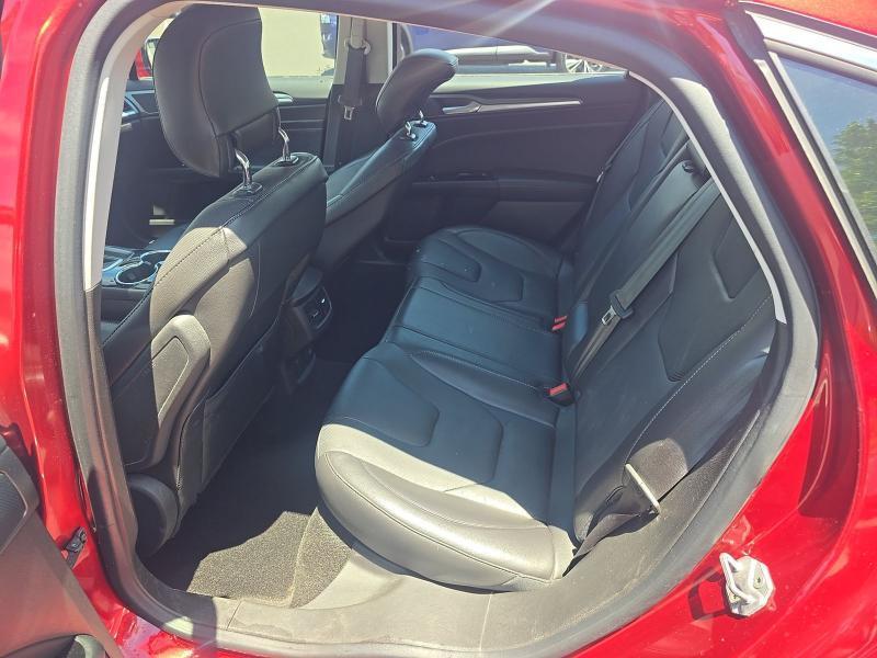 Ford Fusion 4dr Sdn Titanium FWD 2014