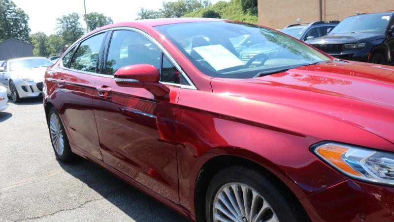 Ford Fusion 4dr Sdn Titanium FWD 2014